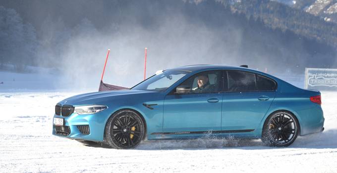 Oblíbený Snowdriving Experience letos musíme zrušit!