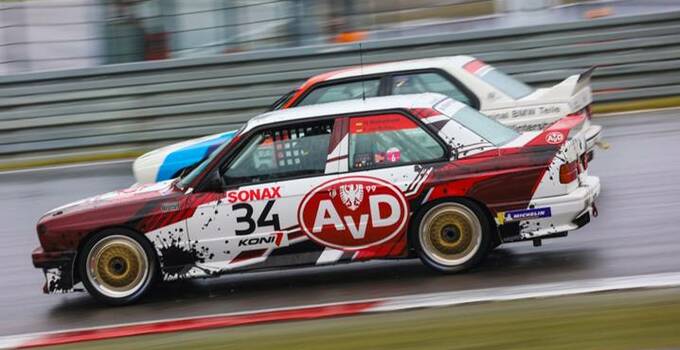 ADAC 24H Classic Rennen 2025: Online zpravodajství ze závodu na Nürburgringu