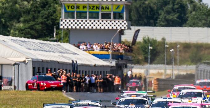 Tor Poznań Porsche Sprint Challenge Central Europe 2026: Race report