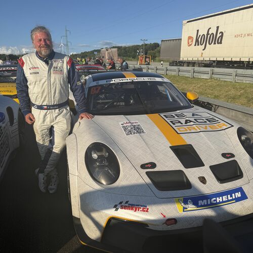 Pavel  Bouška s Porsche 992 GT3 Cup po skončení závodu Ecce Homo Šternberk 2026 | Ecce Homo Šternberk 2026 5-7. 6. 2026 - Reportáž