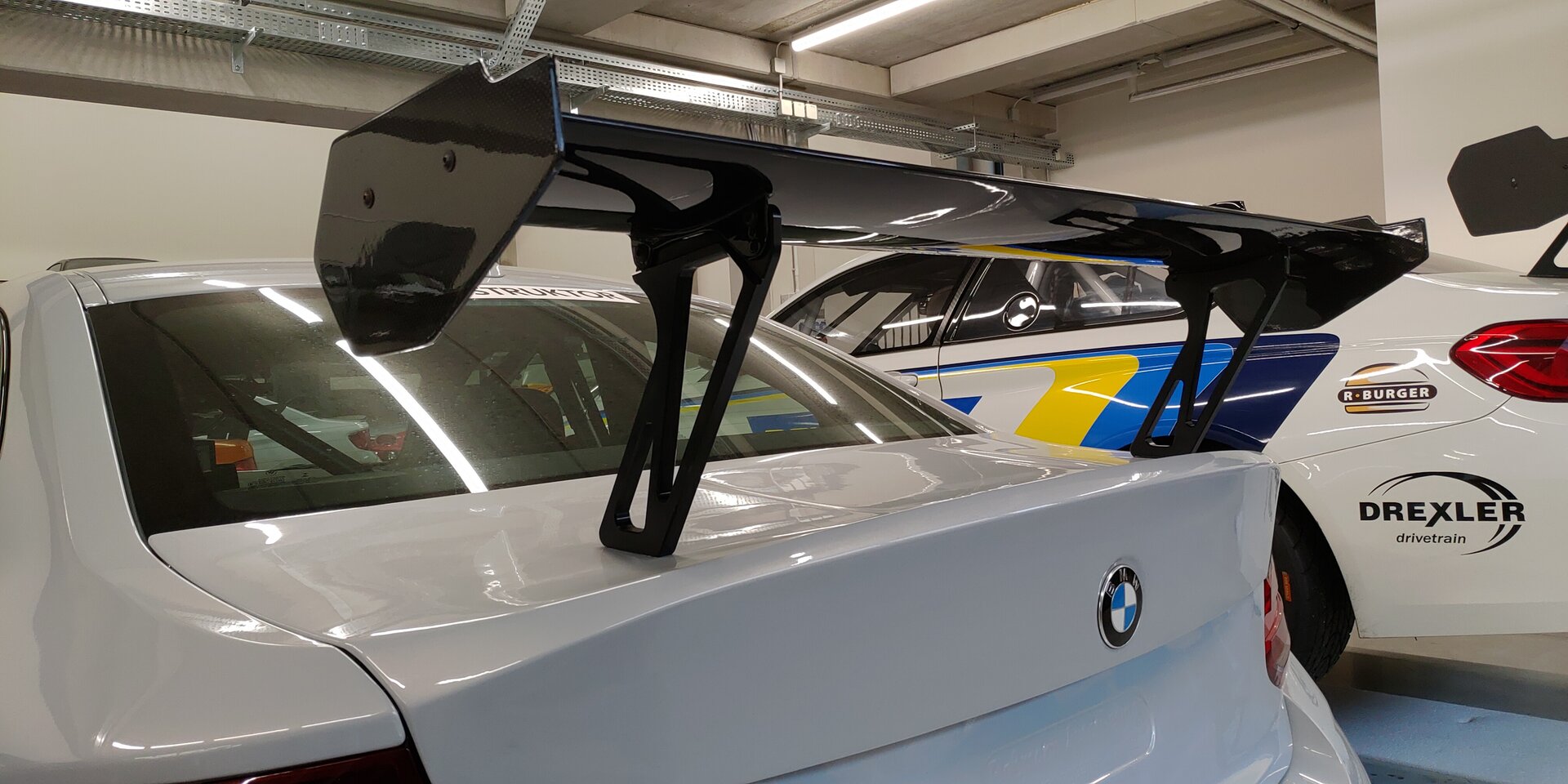 Zadní karbonová kapota GTS s křídlem M240i style je v následujících kategoriích - Další #