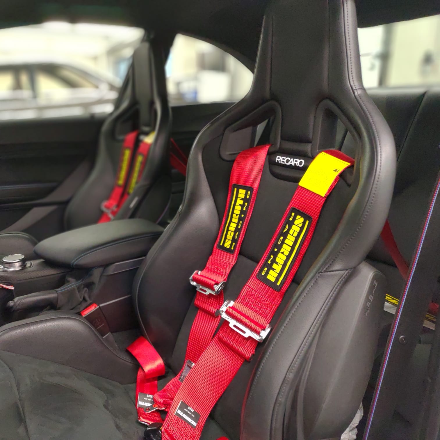 Recaro shop seat belts
