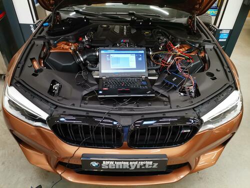 Performance software M5 F90, F90 Competition Stage 1 - 700PS/ 850Nm (Sériový výkon: 600-625PS/750Nm)