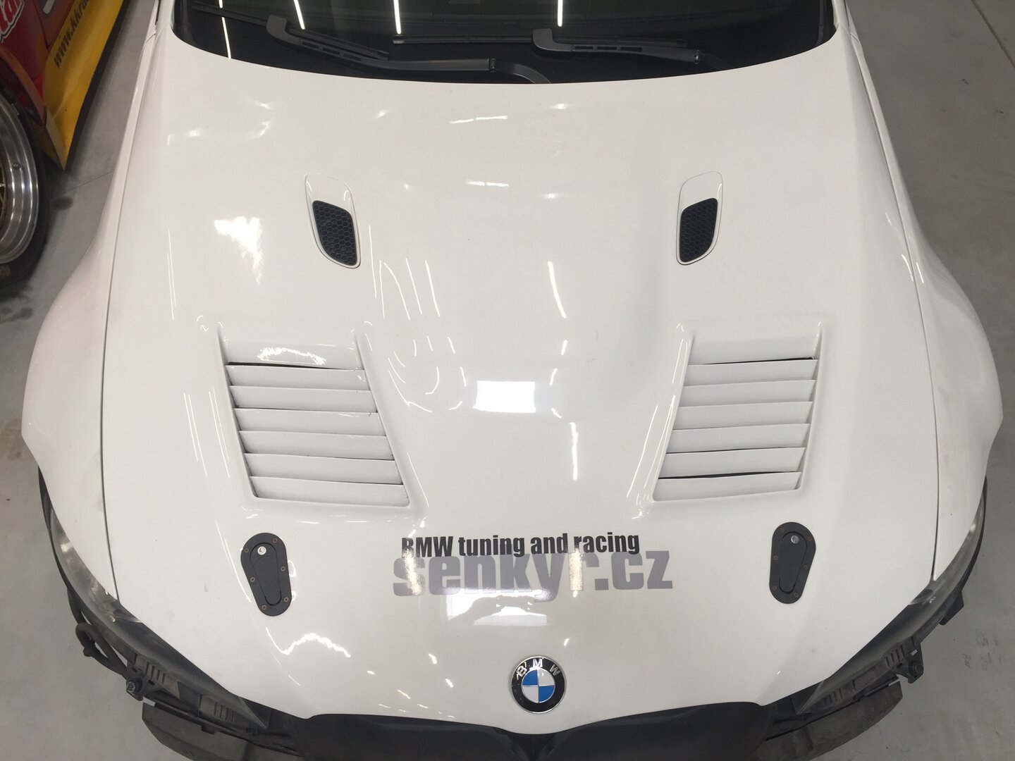 Přední kapota karbon ALMS style s  powerdomem a odvětráním je v následujících kategoriích - Další #