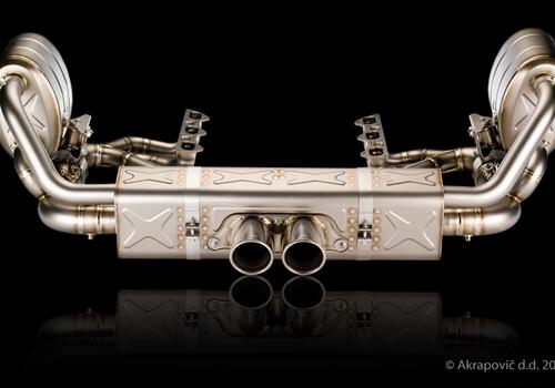 Evolution Line (Titanium) Akrapovič - Galerie #5
