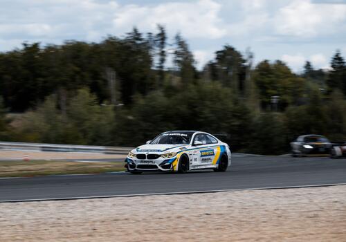 BMW M4 GT4 - Galerie #13