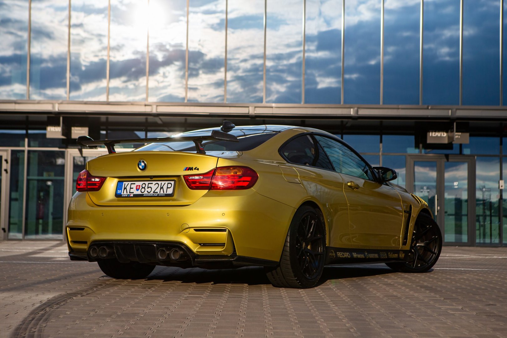 O prodeji vozů jako BMW M4 Competition Clubsport (F82) u Šenkýř Motorsport - auto na prodej - Další #