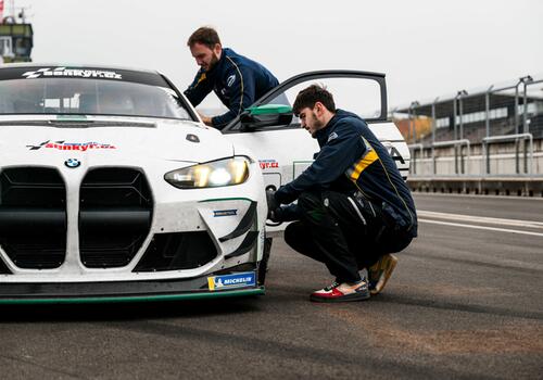 BMW M4 GT4 (G82) EVO - Galerie #1