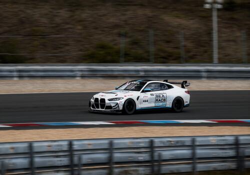 BMW M4 GT4 (G82) EVO (Modré) - Galerie #7