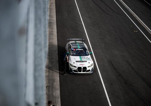 BMW M4 GT4 (G82) EVO (Green livery) - Galerie #3