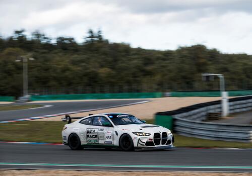 BMW M4 GT4 (G82) EVO (Green livery) - Galerie #6