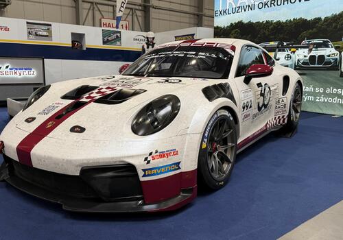 Porsche 992.2 GT3 Cup (Burgundy livery) - Galerie #1