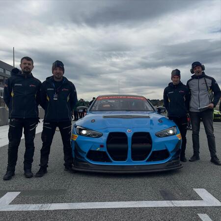 Valencia. Náš první závod v letošní GT Winter Series a spokojenost...
