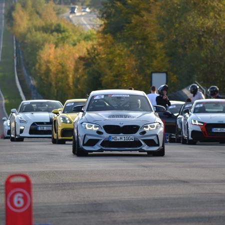 Nordschleife pur - to nej na konec sezóny. Nádherné počasí, super...