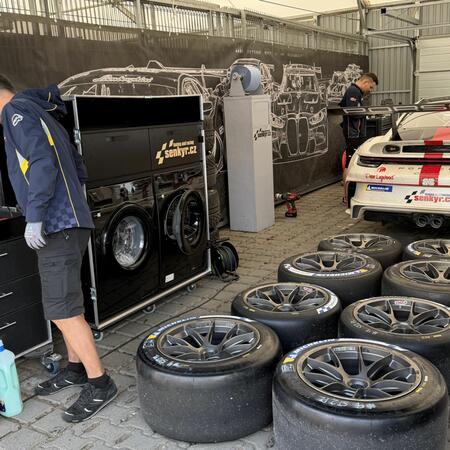 Michelin Pilot Sport Slick Tires and How to Inspect Them
