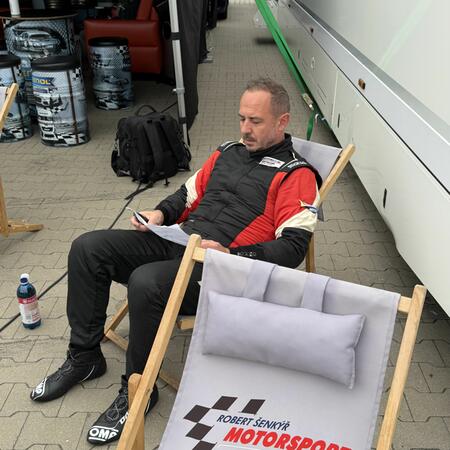 The last few quiet moments before race day
