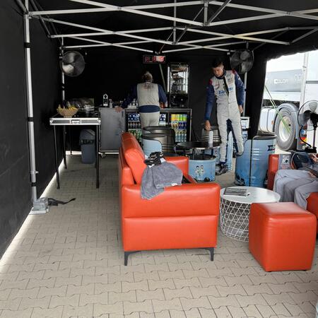 The last few quiet moments before race day
