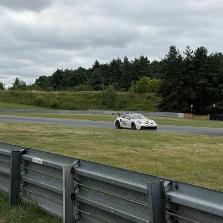 Snapshots from the first qualifying session