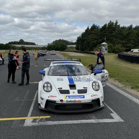 Race 1 - Grid is ready