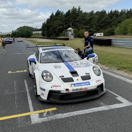 Race 1 - Grid is ready