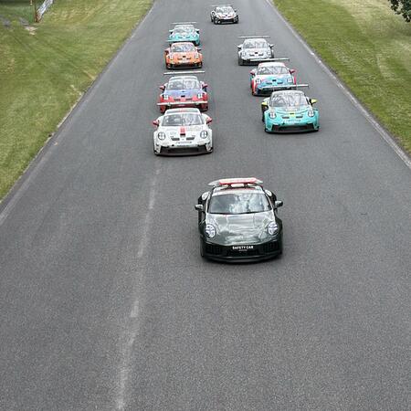 Race 1 - Warm-up Lap
