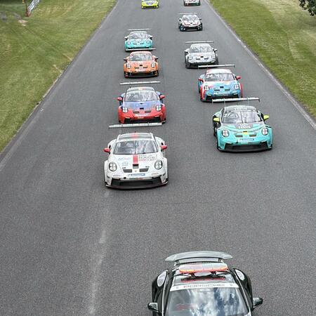Race 1 - Warm-up Lap