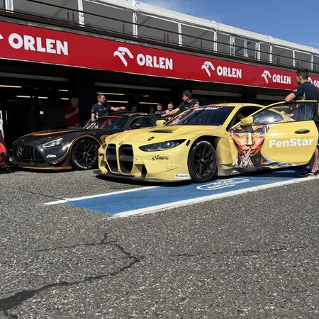 J-M. Schuttrumpf připraven ve svém BMW M4 GT3