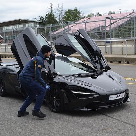 Exkluzivni Trackday Senkyr Motorsport, Automotodrom Brno - right...