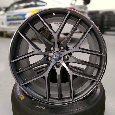 Dnes BBS CCR na BMW M8 GC.
Nový design kol BBS CCR v rozměru...