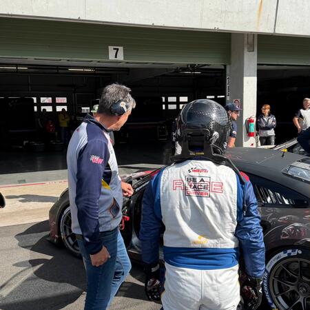 The atmosphere in front of the pit boxes after the first...