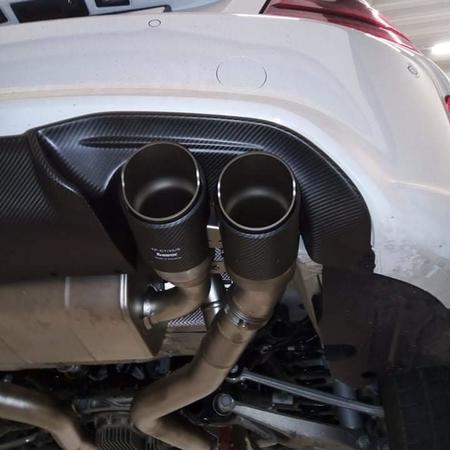 Akrapovic M2 Competition Slip-on. Plne homologovany tlumic s...