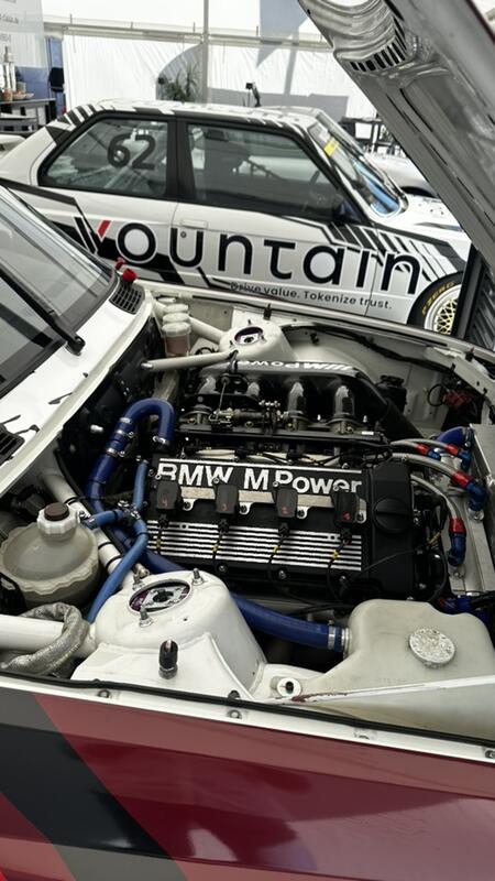 Detail motoru BMW MPower – BMW M3 E30 na ADAC 24H Classic...