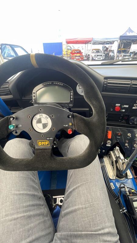 První setkání s auty v teamovém stanu na ADAC 24H Classic...