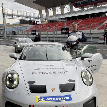 Robert Šenkýř a jeho zhodnocení Porsche 911 Challenge po...