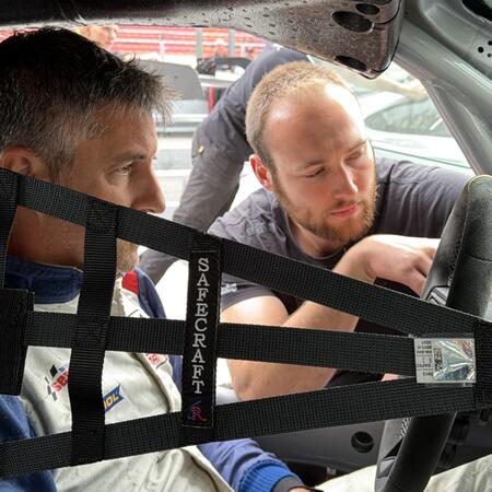 Robert Šenkýř a jeho zhodnocení Porsche 911 Challenge po...