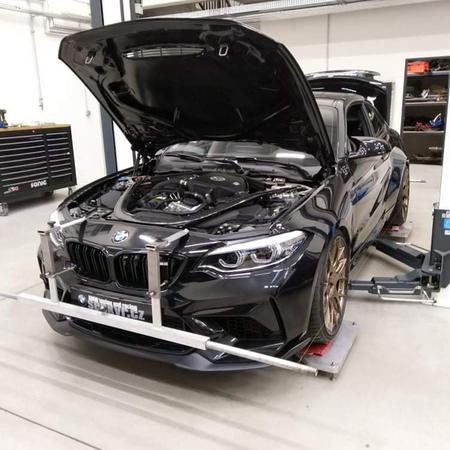 BMW M2 Competition a podvozek KW Clubsport 3-cestný.
Nekompromisní...