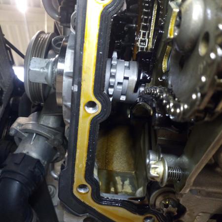 BMW M4 F82 a dnešní další instalace aretace kliky “Crank Hub...