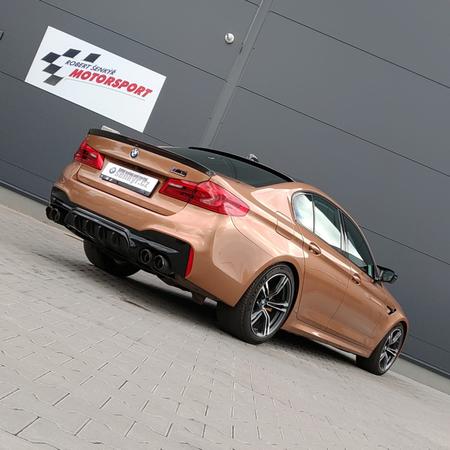 M5 F90 a lehký tuning tohoto sportovního power sedanu v našem Performance & Racing Centru.
•••
• Akrapovič...