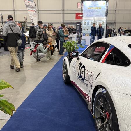 Závodní Porsche 911 (992.2) GT3 Cup odhaleno