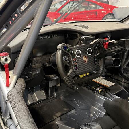 Porsche 911 (992.2) GT3 Cup - Detailní pohledy na interiér