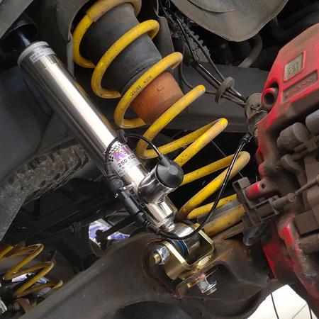 AMG G63 a instalace podvozku KW DDC s elektronickým...