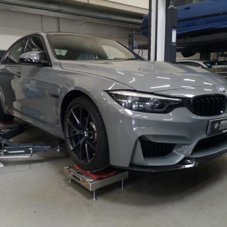 M3 F80 CS a KW Clubsport 3-cestný podvozek pro sportovní...