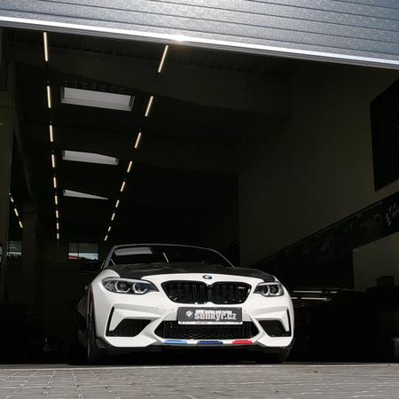 •
BMW M2 Competition.
Zahájení prací...