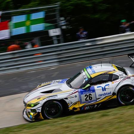 ‼️Your opinion needed‼️
This ex Marc VDS Z4 GT3 in the latest...