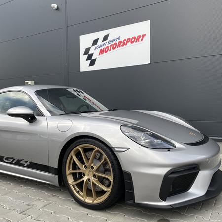 Porsche Cayman 718 GT4 a celopolep transparentní samohojící...