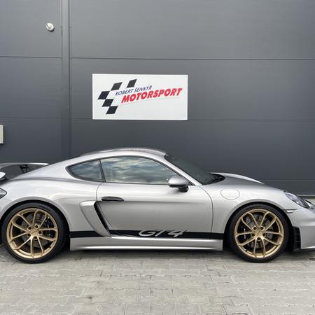 Porsche Cayman 718 GT4 a celopolep transparentní samohojící...