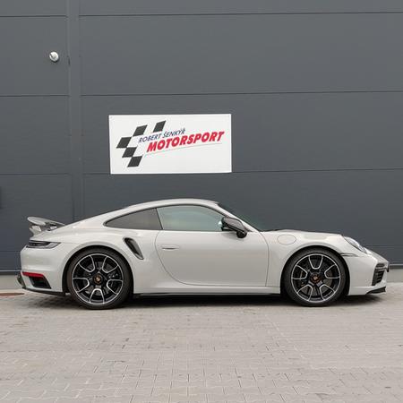 Porsche 911 Turbo S (992)
•••
Instalace...
