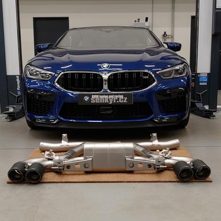 BMW M8 Cabrio a instalace titanového výfuku Akrapovič...