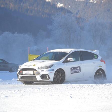 Snowdriving Experience 2022 ☀️❄️ - další 2-denní termín je v...