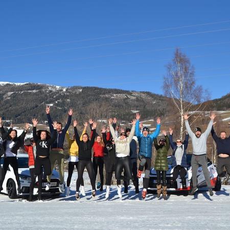 Snowdriving Experience 2022 ☀️❄️ - den č.12🏁
Firemní termín...